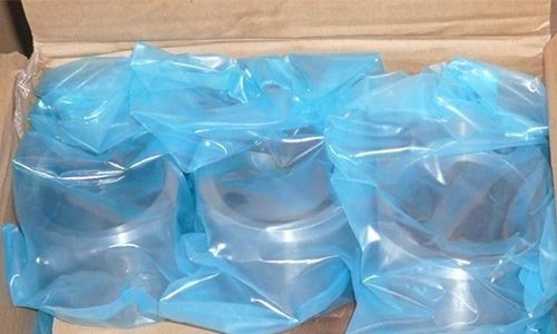 Large metal products in packaged VCI gas-phase anti-rust bags