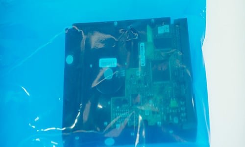 Electronic parts wrapped in blue VCI gas-phase anti-rust bags